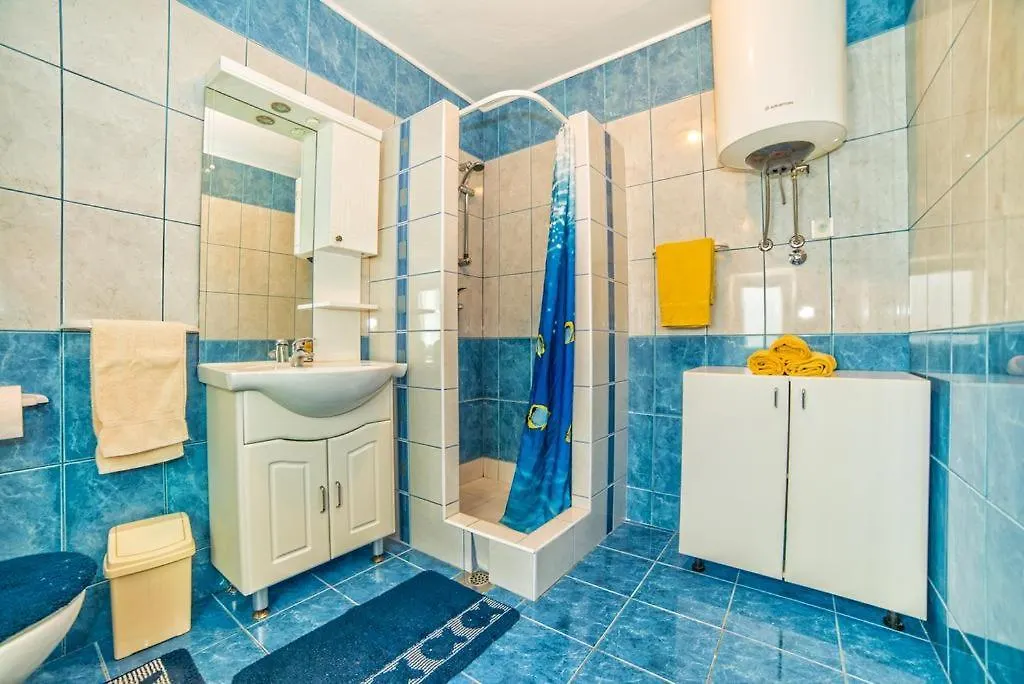 Casa Bella Vita Pula 0*,  Kroatien