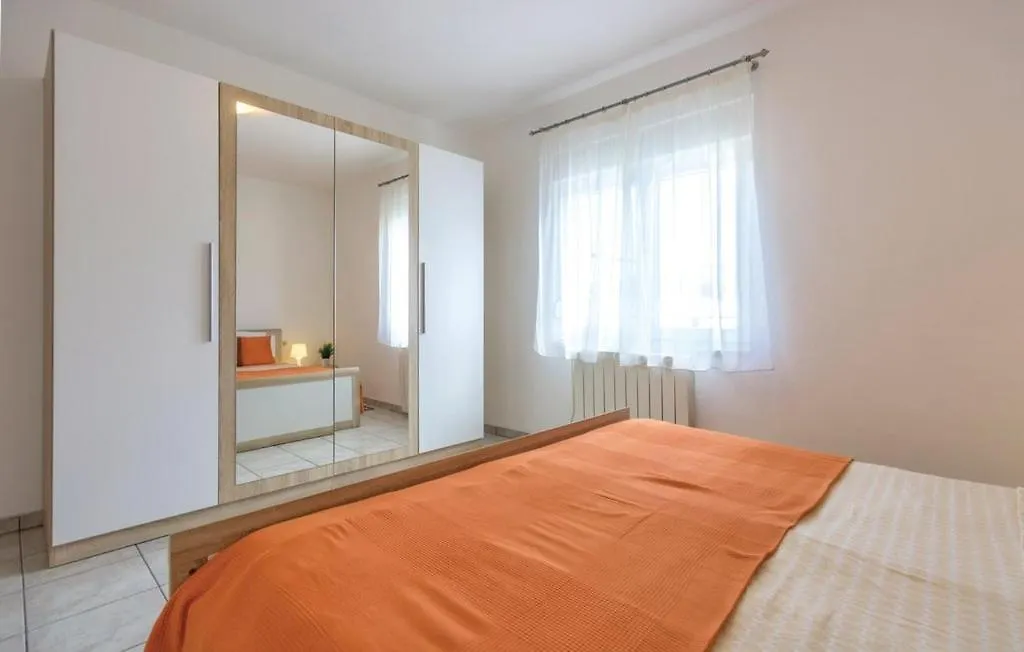 Casa Bella Vita Pola 0*,