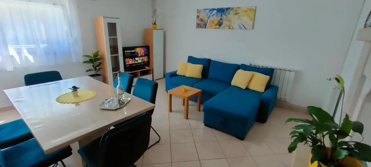 Casa Bella Vita Pula 0*,  Kroatien